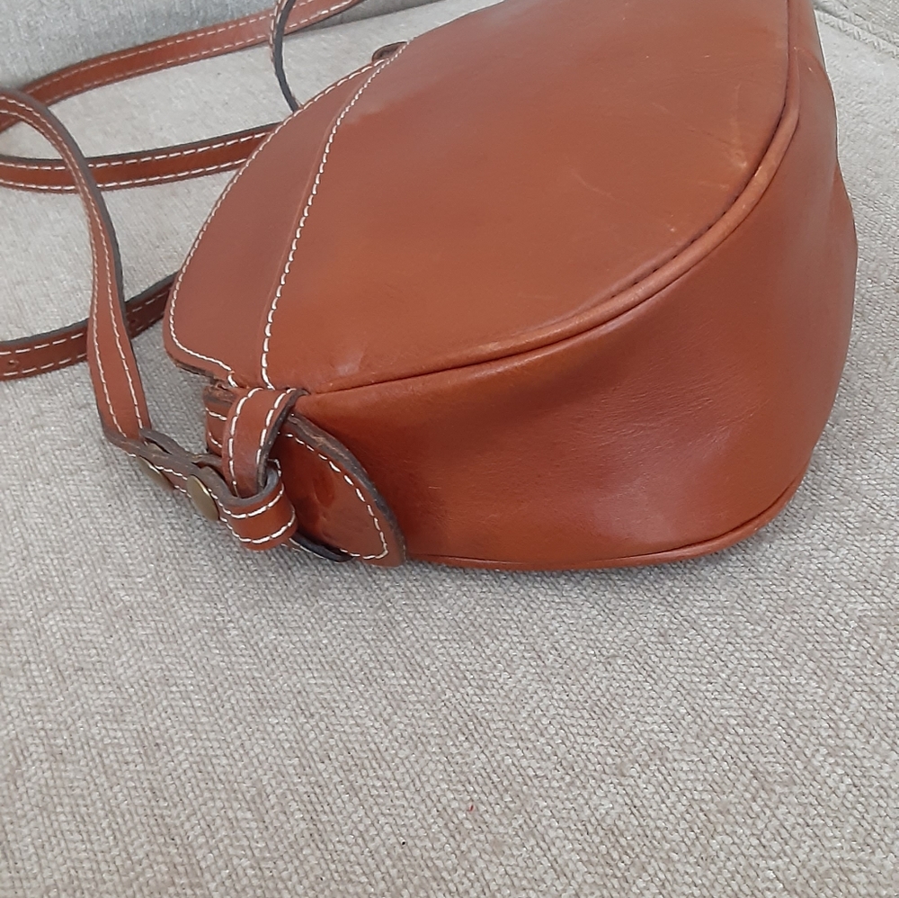 Patricia Nash Elegant English Tan Leather Crossbody Bag - Picture 6 of 14